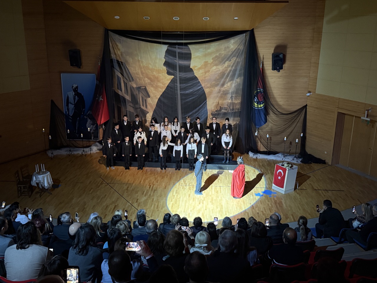 Sanatın, Bilimin ve Hayalin Işığında Atatürk