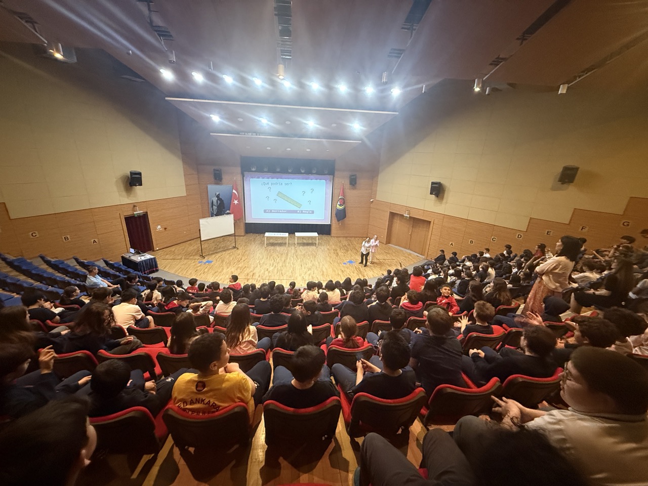 Oyunlarla Öğreniyorum: İspanyolca Drama Etkinliği Gerçekleştirildi
