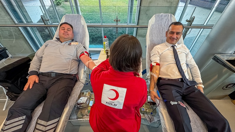 Kızılay'a Gönüllü Kan Bağışı