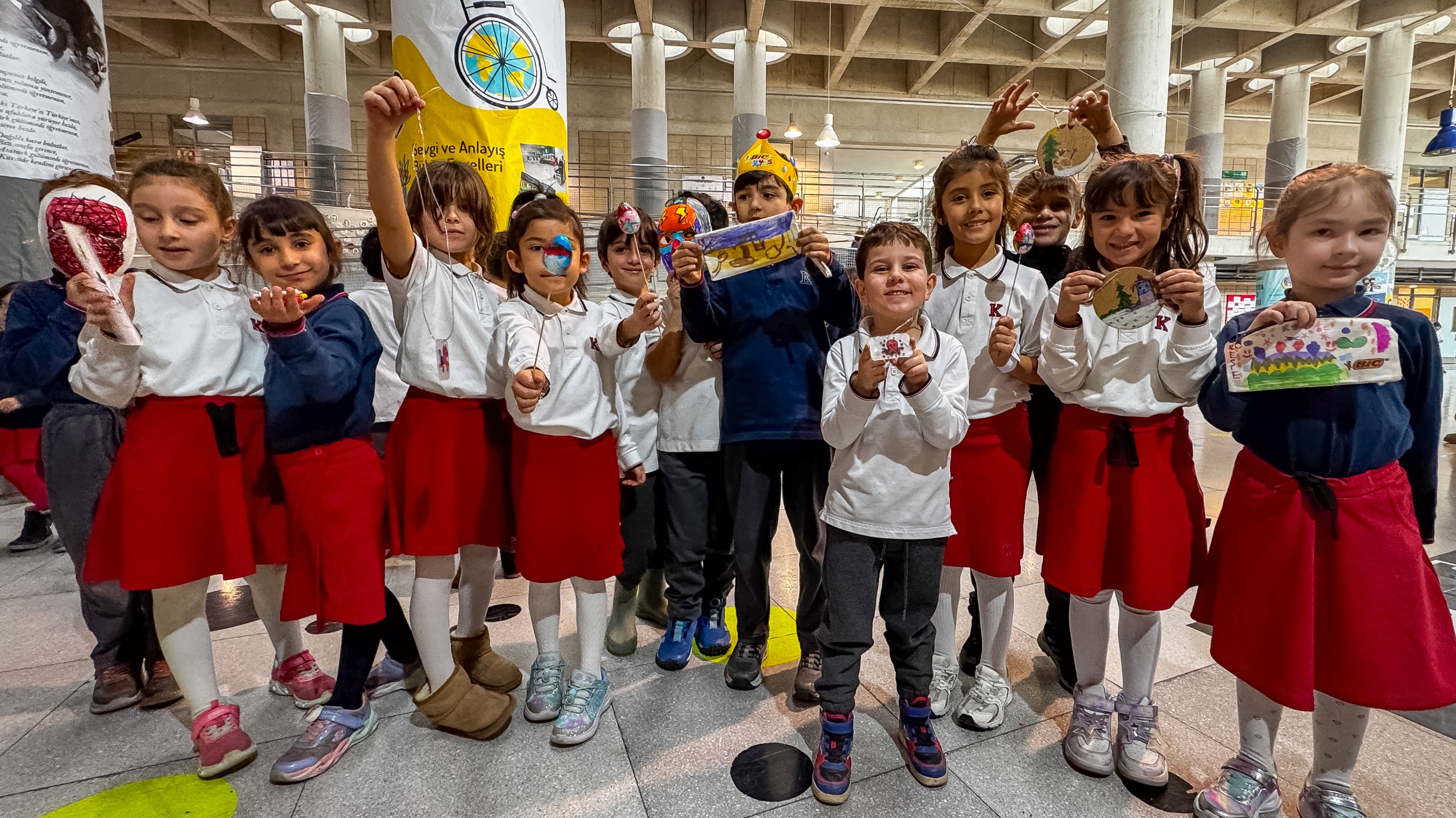 Görsel Sanatlar Zümresi’nden Renkli Sanat Şenliği