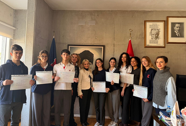 Öğrencilerimizin DELF Sınavları Başarısı