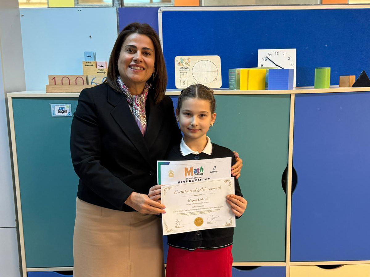 Uluslararası Matematik Yarışmalarında Çifte Başarı