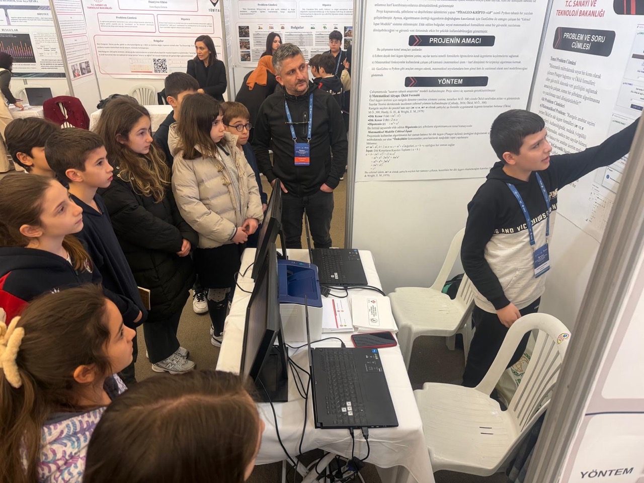 Ortaokul Öğrencilerimiz TÜBİTAK Bölge Sergisini Gezdi