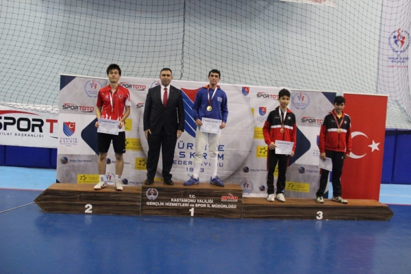 Öğrencimiz Bilgehan Şahlan Eskrim'de Türkiye Şampiyonu Oldu