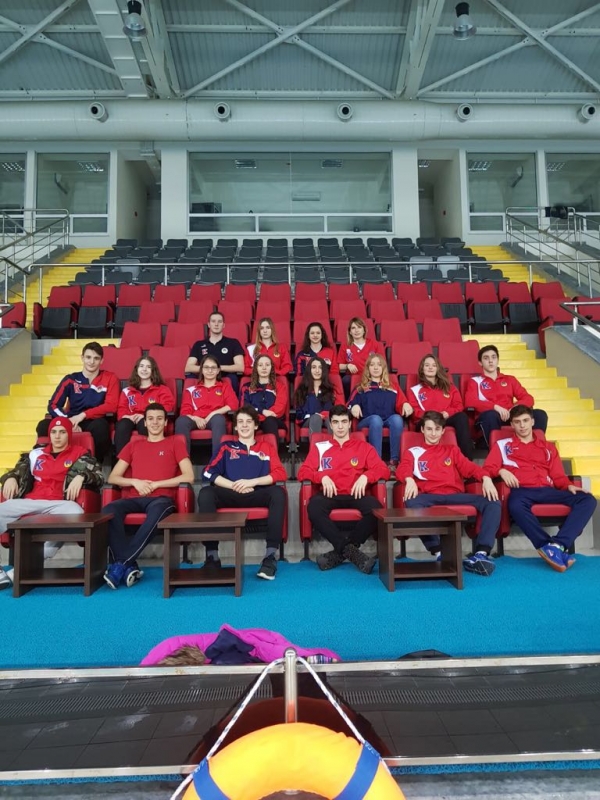 Lise Kız-Erkek Yüzme Takımlarımız Türkiye Şampiyonasına Gitmeye Hak Kazandı