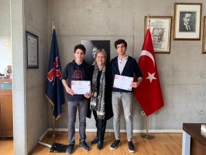 Arda Kuyucu (9P) ve Sarp Köse (11G) - TEDÜ University4society&#039;de Kodlama Projesi ile Grup 1.si