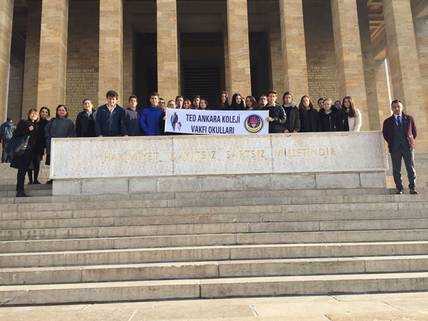 Lise Öğrencilerimiz Anıtkabir'i Ziyaret Etti