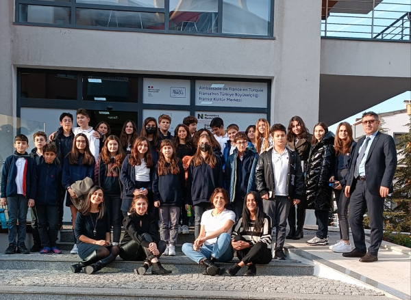 Fransızca Kulübü Öğrencilerimizin Dijital Müze Ziyareti