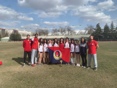 Ortaokul Yıldız Kız Atletizm Takımımız Ankara 2.si