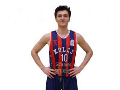 Lise Öğrencimiz Karan Şahin U17 Basketbol Yıldız Erkek Milli Takım Kampına Davet Edildi