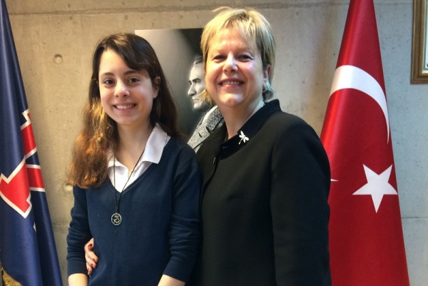 Lise Öğrencimiz Elif Gülce Can CERN’in Yaz Kampına Türkiye’den Seçilen Tek Öğrenci Oldu
