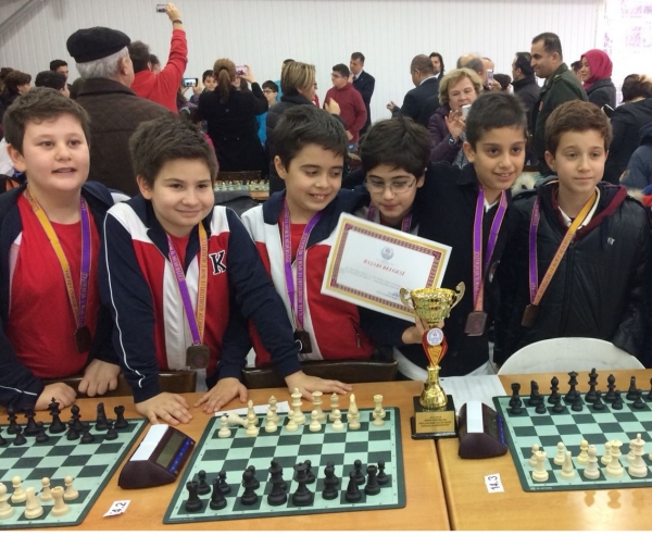 Ortaokul Satranç Takımımız Bölge Şampiyonasında