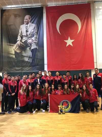 Ortaokul Kız ve Erkek Basketbol Takımlarımız Ankara 4.sü