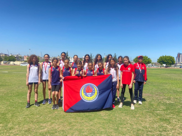 Ortaokul Küçük ve Yıldız Kız Atletizm Takımımızın Başarısı