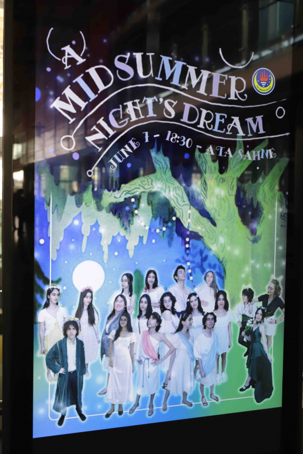Lise Öğrencilerimiz Ata Sahne’de “A Midsummer Night’s Dream”i Sahnelediler 