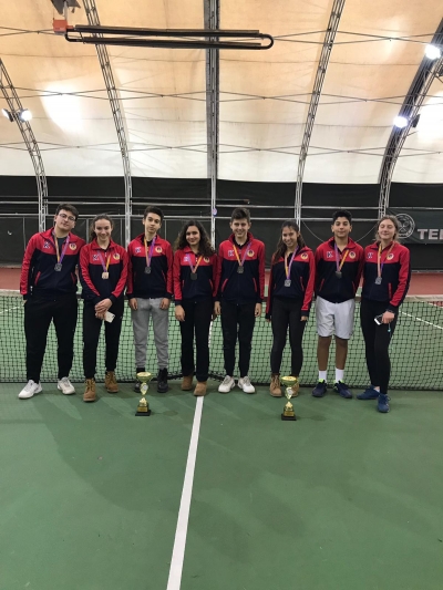 Genç Kız-Erkek Tenis Takımlarımız Ankara 2.si