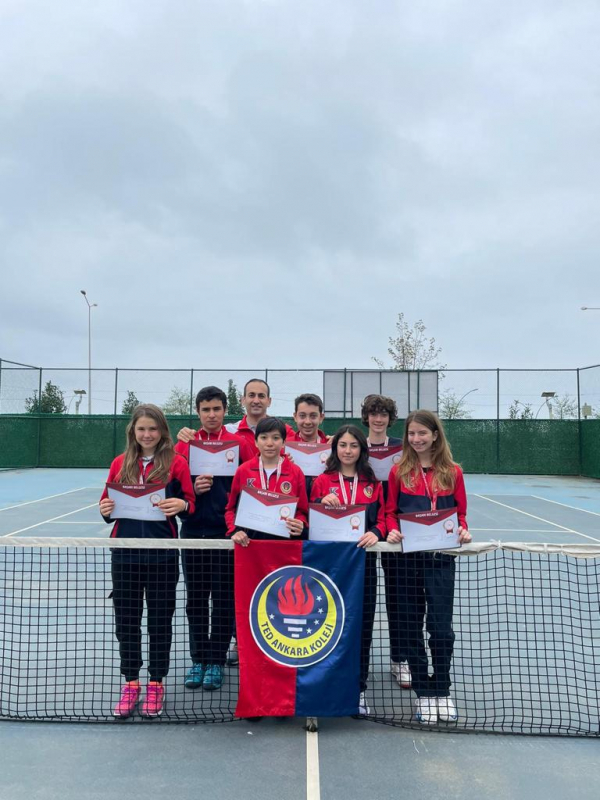 Ortaokul Yıldız Kız-Erkek Tenis Takımlarımız Türkiye Şampiyonası'nda