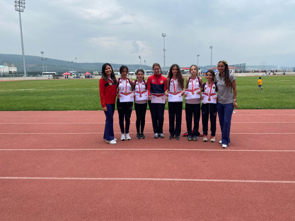 Ortaokul Küçük Kız Atletizm Takımımızın Başarısı