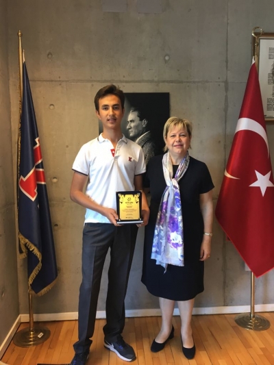 Lise Öğrencimiz Gürkan İNAL Türkiye Zeka Oyunları Yarışmasında İkinci Oldu