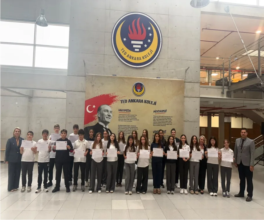 Öğrencilerimiz DELE Sertifikalarını Aldı